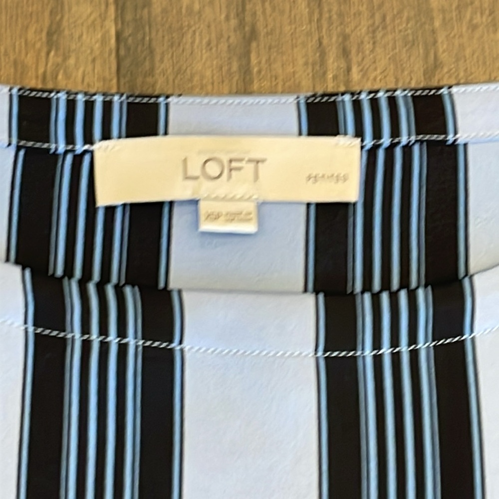 LOFT Petite Blue Striped Bell Sleeve Blouse - Size XSP - Picture 6 of 8